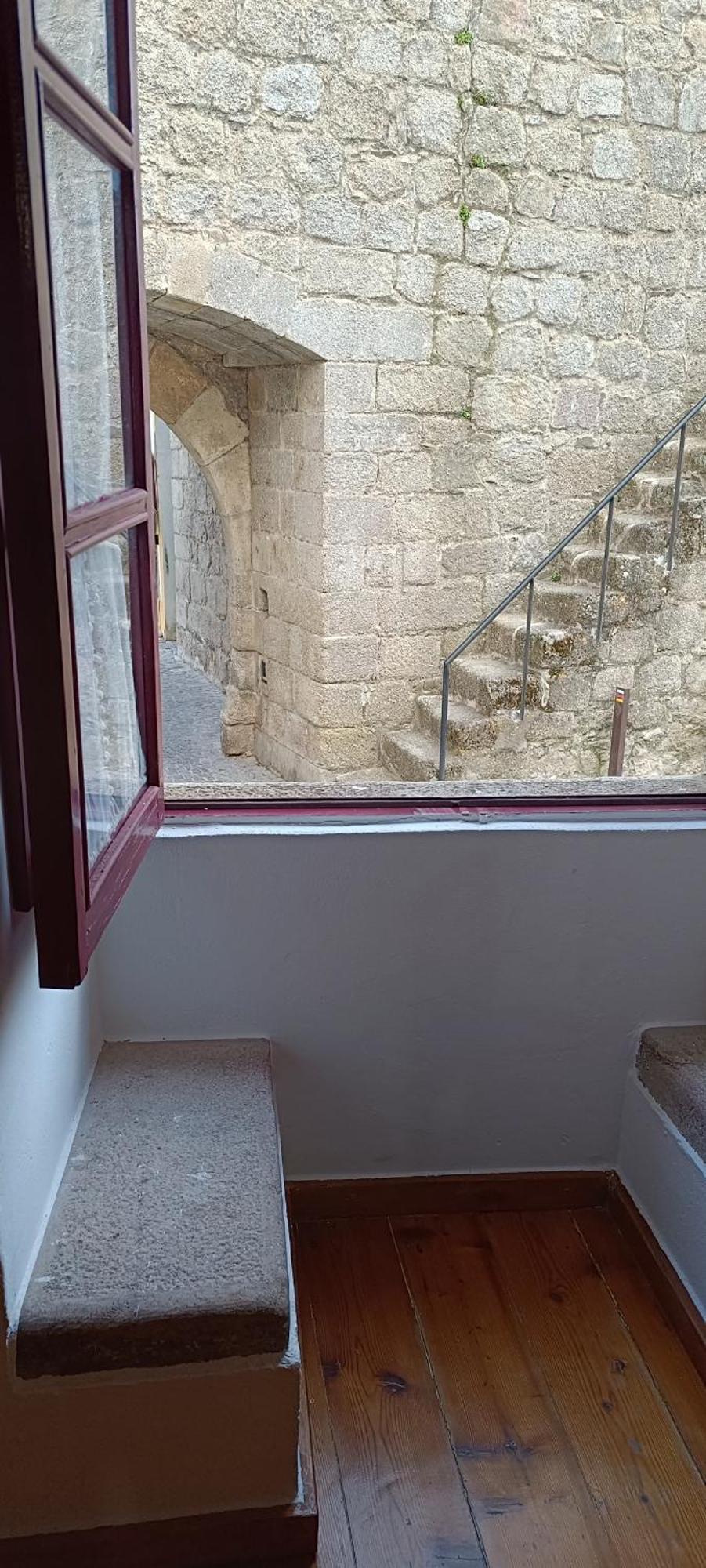 A Casinha Do Arco, Porta Da Vila Nisa Exterior foto
